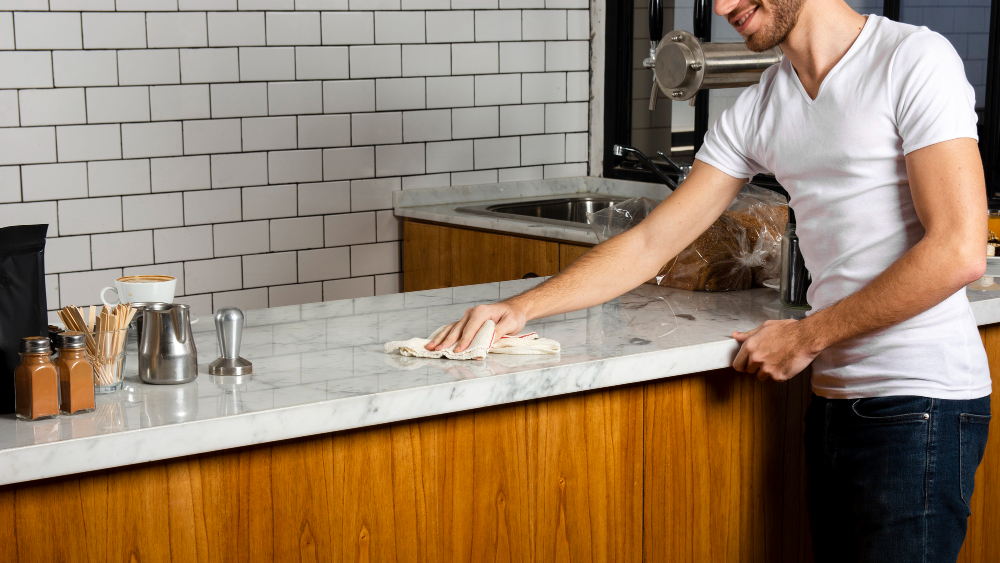 Kitchen Tips: 6 Ways to Clean Your Quartz Counter for a Sparkling and Inspiring Look